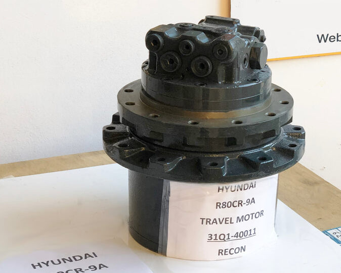 Hyundai R80CR-9A Travel Motor — 31Q1-40011