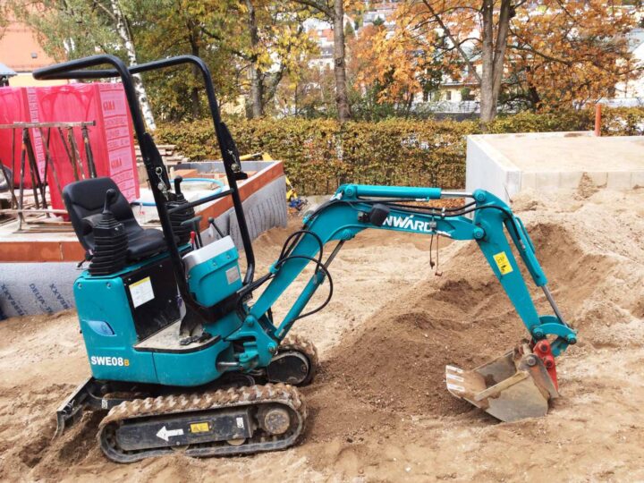 Sunward SWE 08B machine